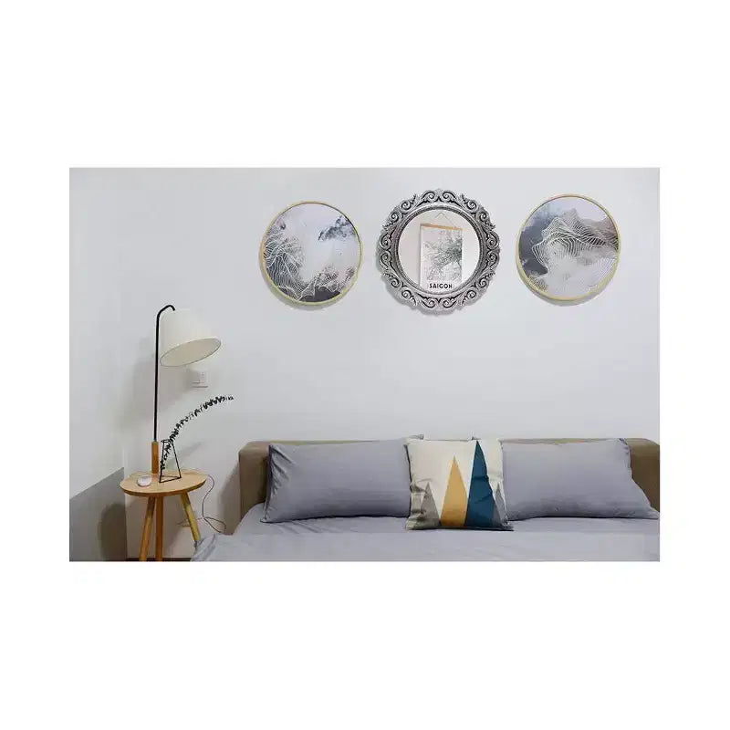 Specchio da parete rotondo da 22" Argento antico - Infinity Instruments: Stile romanico, nessun assemblaggio richiesto