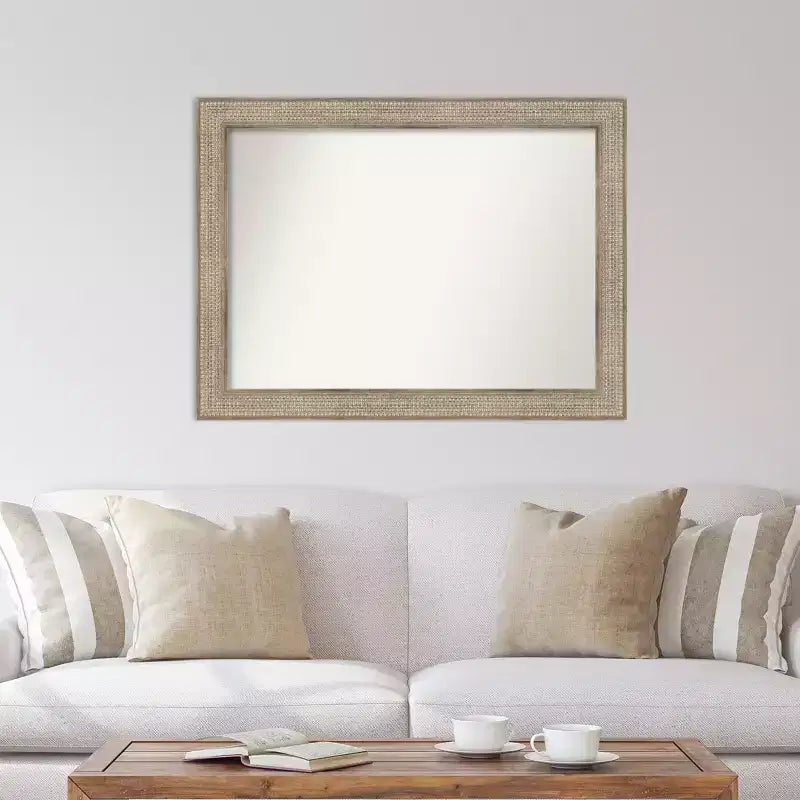 Specchio da parete Amanti Art 44"x33" Trellis in legno argentato non smussato: design moderno, hardware di montaggio incluso