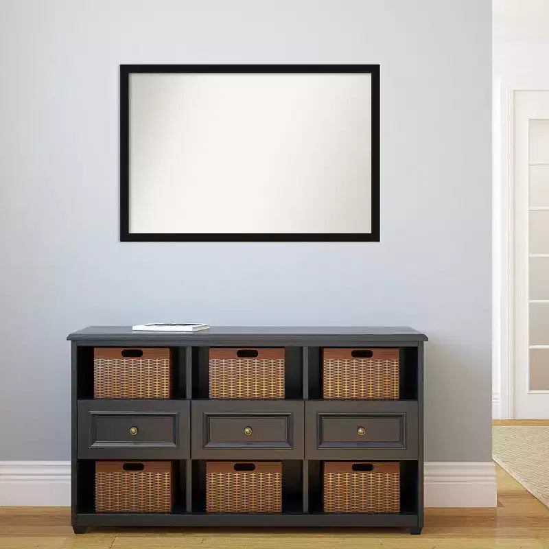 Specchio da parete stretto nero Avon non smussato da 38" x 26" - Amanti Art: Cornice moderna in polistirene, include accessori per il montaggio