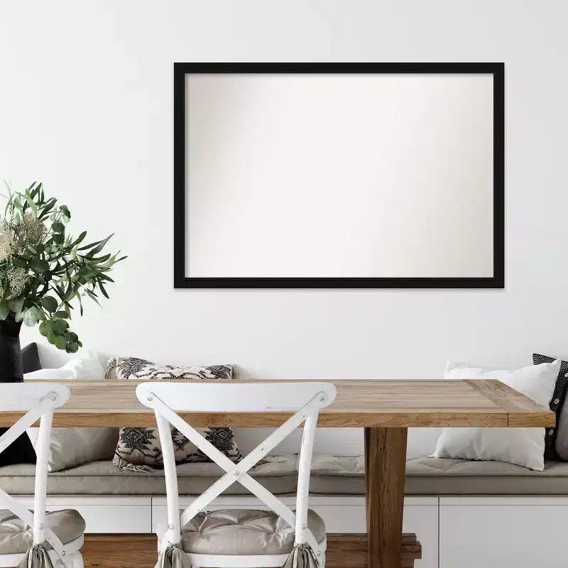 Specchio da parete stretto nero Avon non smussato da 38" x 26" - Amanti Art: Cornice moderna in polistirene, include accessori per il montaggio