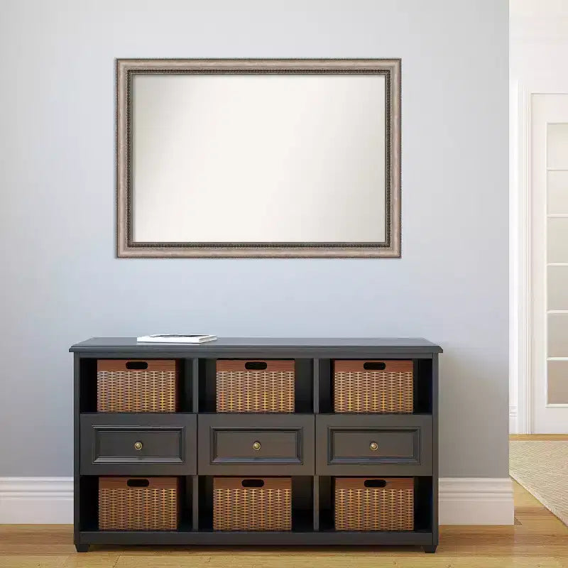 Specchio da parete Lyla ornato in argento, 40" x 28", senza smussatura - Amanti Art: cornice in polistirene, accessori di montaggio inclusi