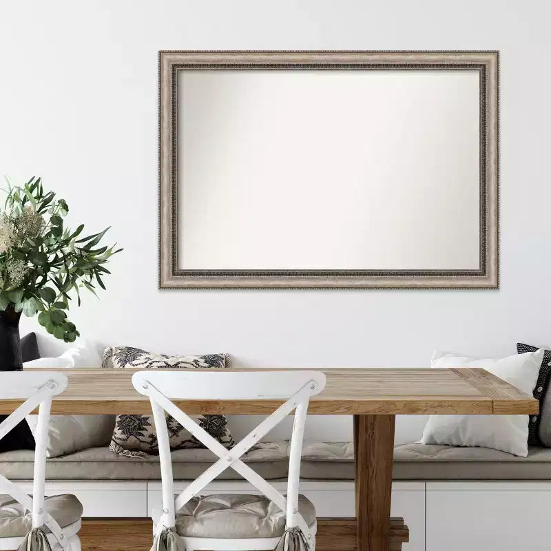 Specchio da parete Lyla ornato in argento, 40" x 28", senza smussatura - Amanti Art: cornice in polistirene, accessori di montaggio inclusi
