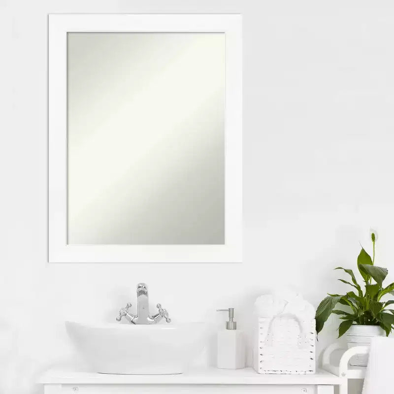 Specchio da parete stretto per bagno, non smussato, 53,3 cm x 68,6 cm, bianco - Amanti Art: Cornice in polistirene, montaggio a parete