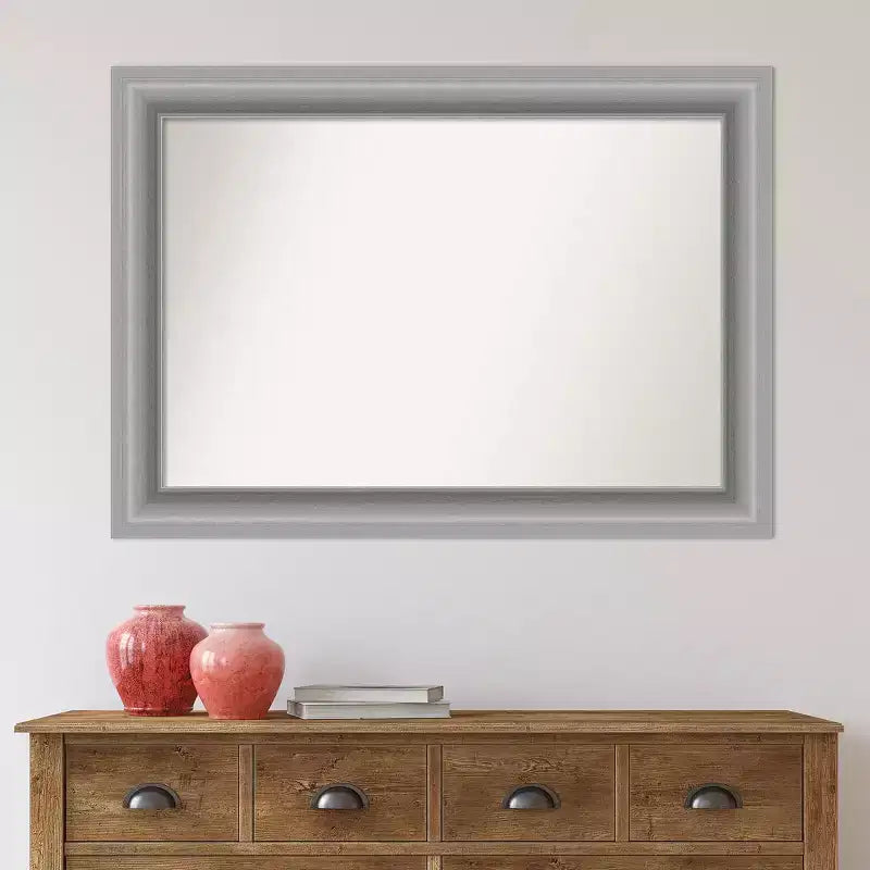 Specchio da parete Amanti Art 42" x 30" in nichel lucido, con bordo piatto, modello Peak: Include l'hardware per il montaggio