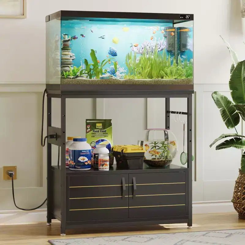 Mobile per acquario Bestier Gallon con presa di corrente, supporto nero per acquario con armadietti, mobile rettangolare per acquario con piedini regolabili e 4 ganci