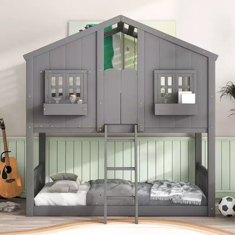 Letto a castello Okak Twin Over Twin House con tetto, letto a castello a pavimento con finestra e sponde di sicurezza, porta, scale in legno massello per bambini, facile da montare
