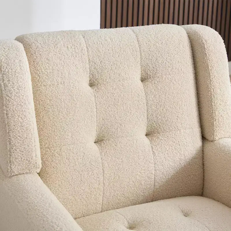 Poltrona moderna con bottoni Okak, poltrona da soggiorno imbottita con braccioli e gambe in legno nero, ergonomica per camera da letto