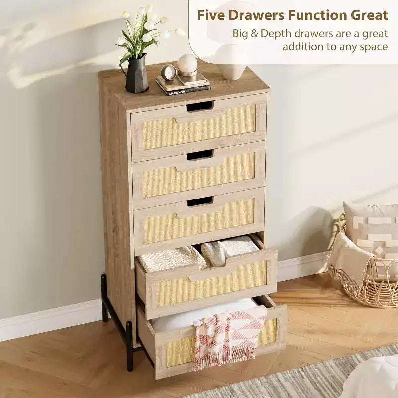 Cassettiera a 5 cassetti in rattan naturale, Cassettiera in legno, Armadietto contenitore rustico con gambe in metallo, Cassettiera moderna per camera da letto, soggiorno
