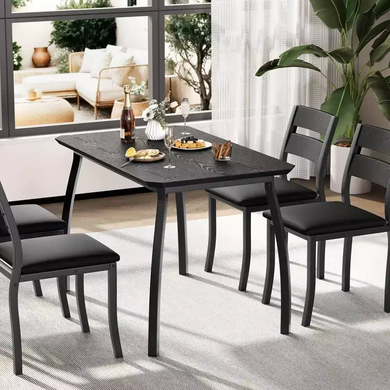 Coolmee Set da 5 Pezzi Tavolo da Pranzo per 4 Persone, Tavolo da Cucina Moderno con Sedie Imbottite e Struttura in Ferro, Set di Mobili per Sala da Pranzo in Legno per Piccoli Spazi