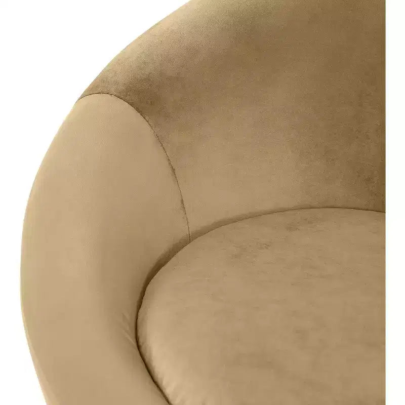 Meridian Furniture, Poltrona occasionale in velluto Tristan