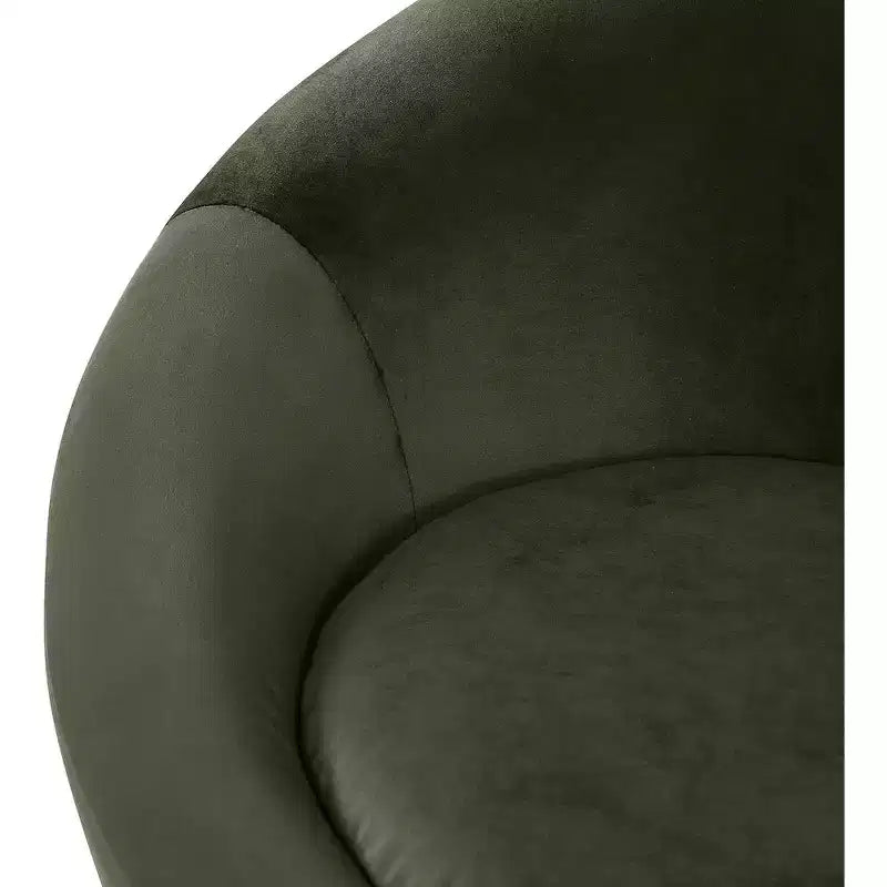Meridian Furniture, Poltrona occasionale in velluto Tristan