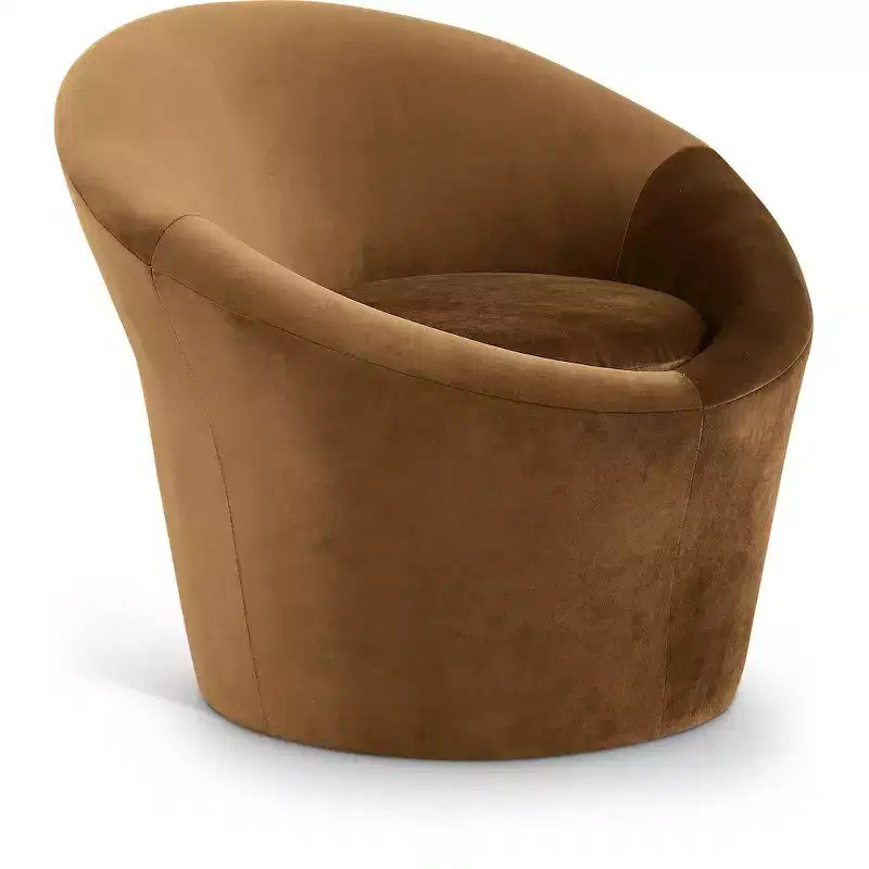 Meridian Furniture, Poltrona occasionale in velluto Tristan