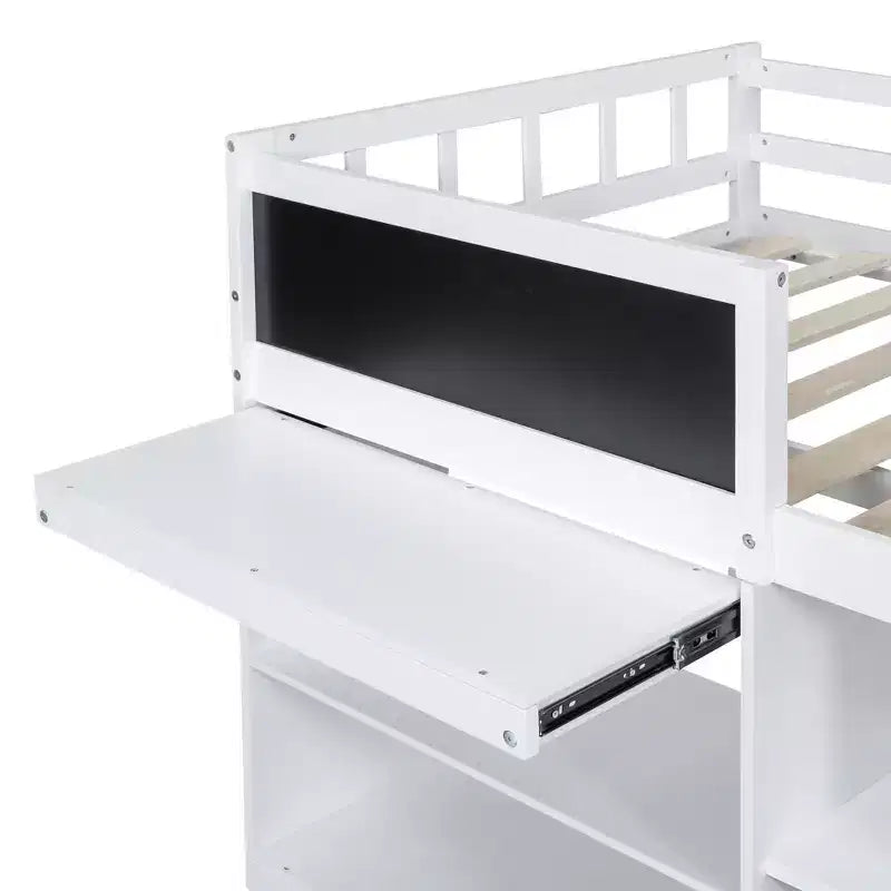 Letto a soppalco basso con scrivania a rotelle e mensole portaoggetti, letto a soppalco singolo in legno con 2 cassetti e lavagna per bambini