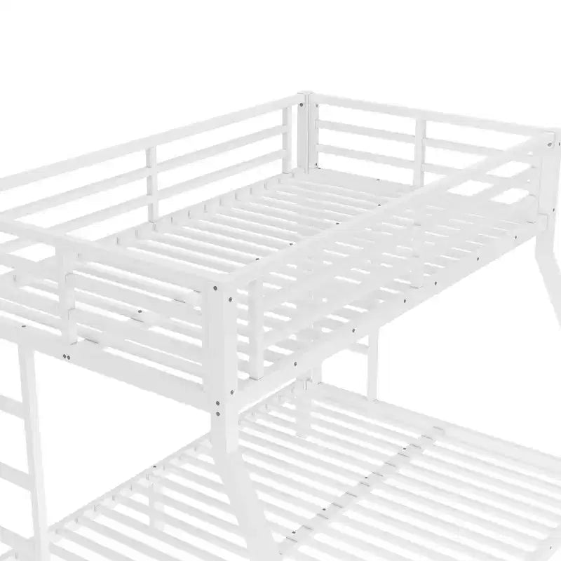 Bellemave Letto a castello in metallo a una piazza e mezzo con scaletta e sponde di protezione, struttura in acciaio resistente, design salvaspazio, bianco