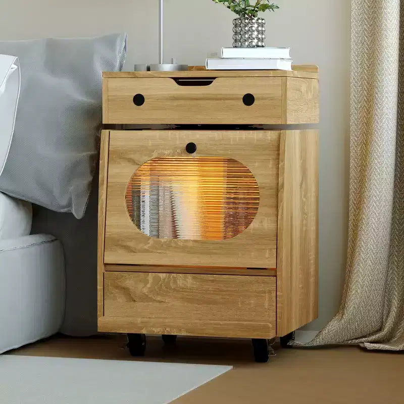 Comodino a forma di robot giocoso Famapy, rotazione a 360°, striscia LED touch-control, mobiletto laterale con piano girevole, ruote bloccabili