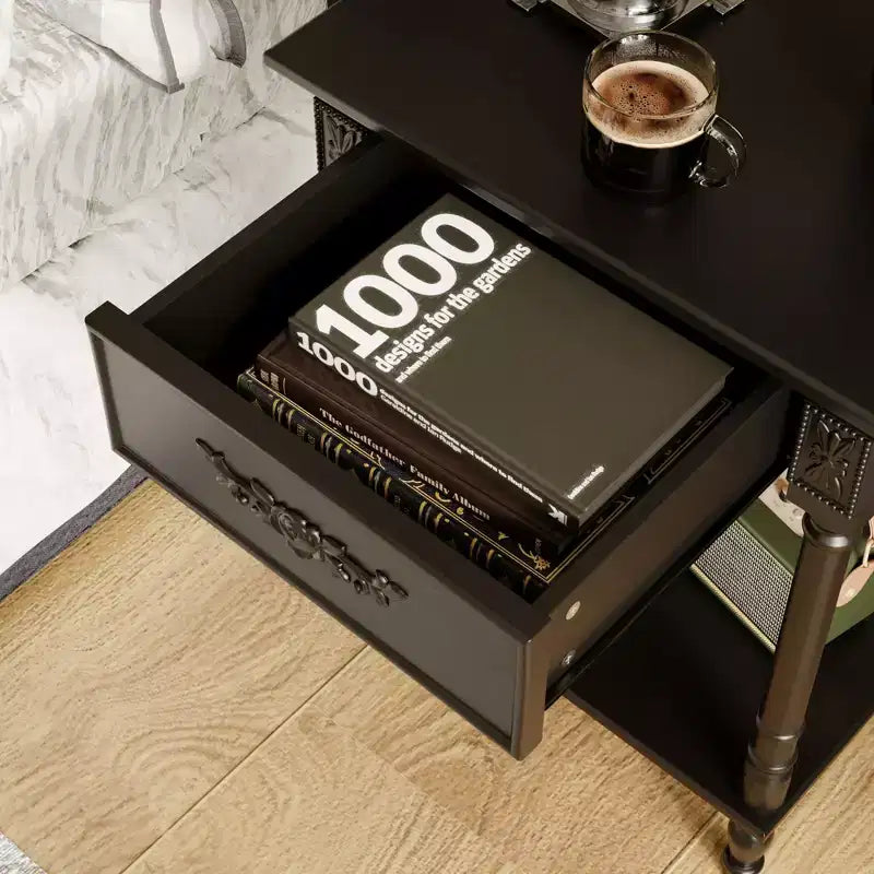 Comodino Elegante con Cassetto e Ripiano Inferiore – Tavolino da Notte Raffinato, Bianco o Nero