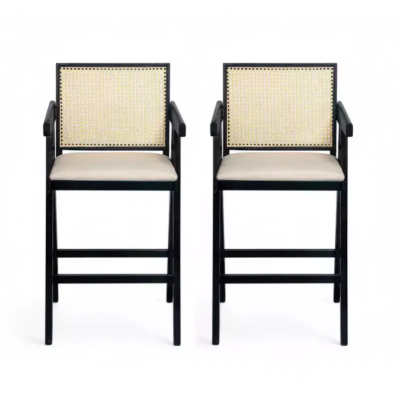 Set di 2 sgabelli da bar ad altezza bancone in legno massello – Finitura naturale, schienale in rattan, per isola cucina