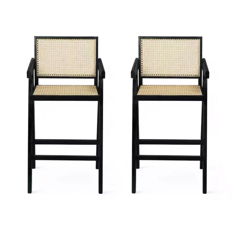 Set di 2 sgabelli da bar ad altezza bancone in legno massello – Finitura naturale, schienale in rattan, per isola cucina