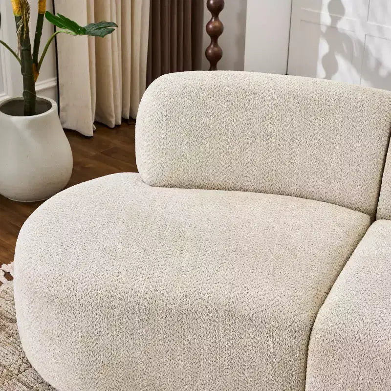Divano curvo moderno a 3 posti – Rivestimento in Boucle e Struttura in Legno, 255.9 cm di larghezza