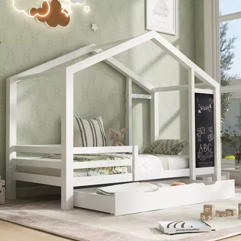Letto a capanna a grandezza naturale con lavagna e cassetti, due opzioni di montaggio, struttura letto con spondine, non è necessario il box spring, design salvaspazio