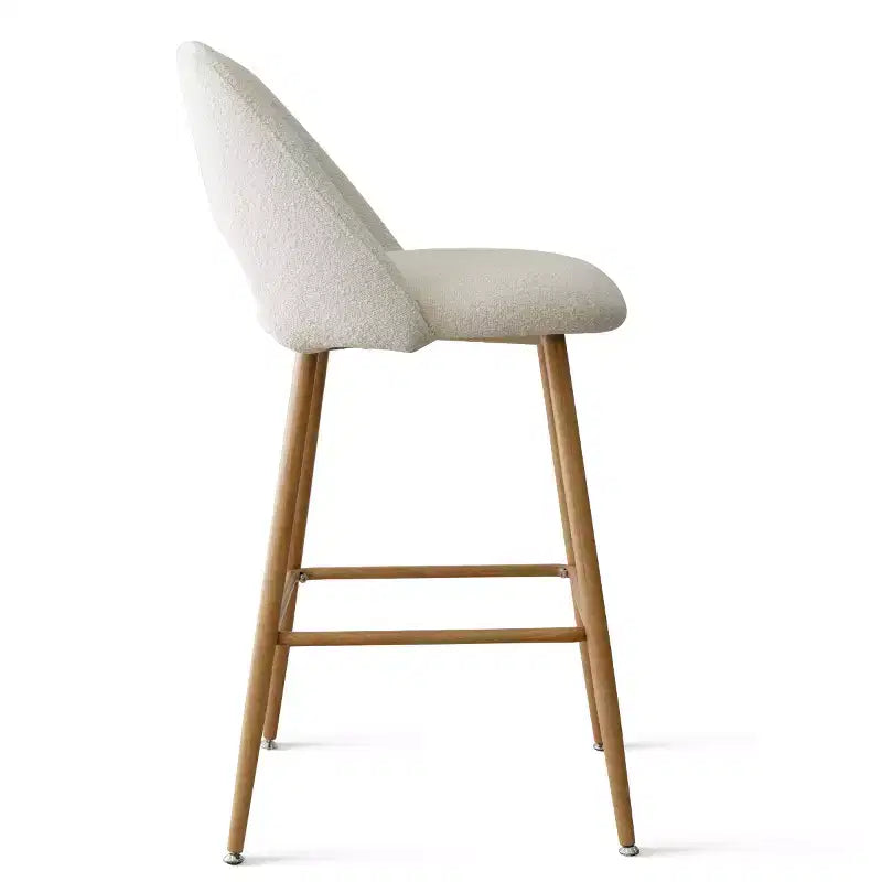 Set di 4 Sgabelli da Bar con Schienale in Bouclé, Altezza Bancone, Sgabelli da Colazione da 27" in Stile Moderno di Metà Secolo con Gambe in Metallo Effetto Legno - Panipeachy