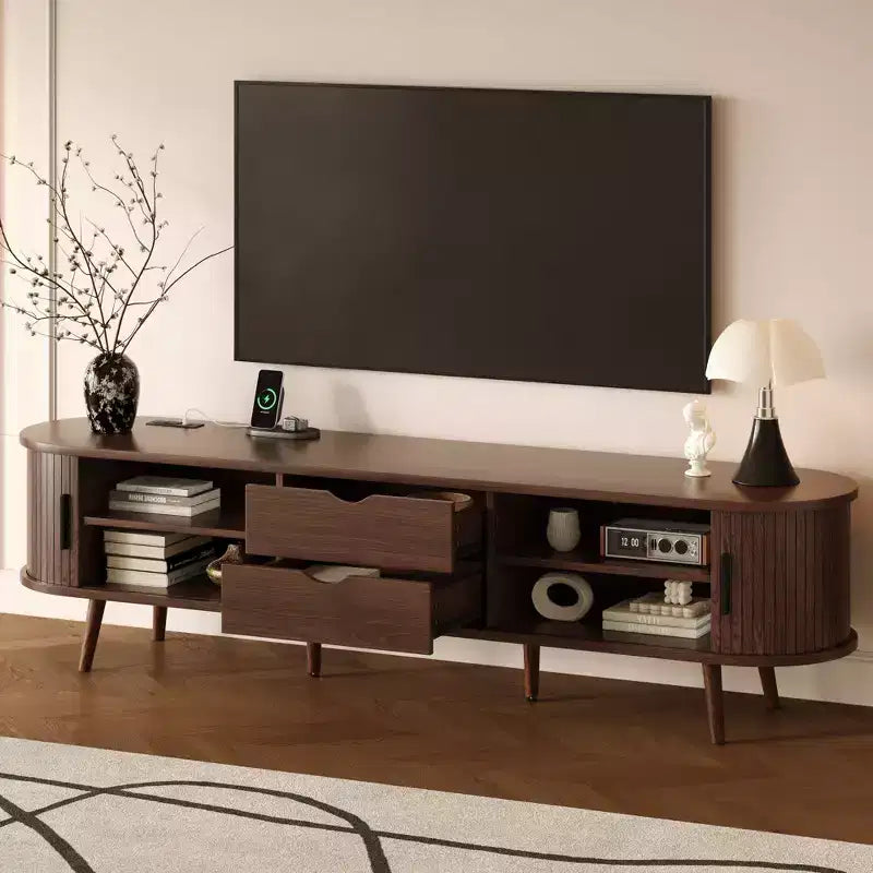 Mobile TV GDFStudio Edwin 70 Mid-Century Modern con anta a serrandina e presa di corrente