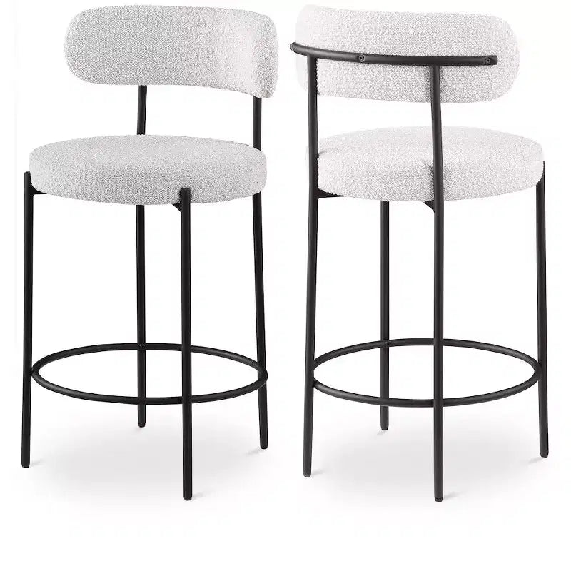 Sgabello in Tessuto Bouclé Beacon di Meridian Furniture, Set da 2