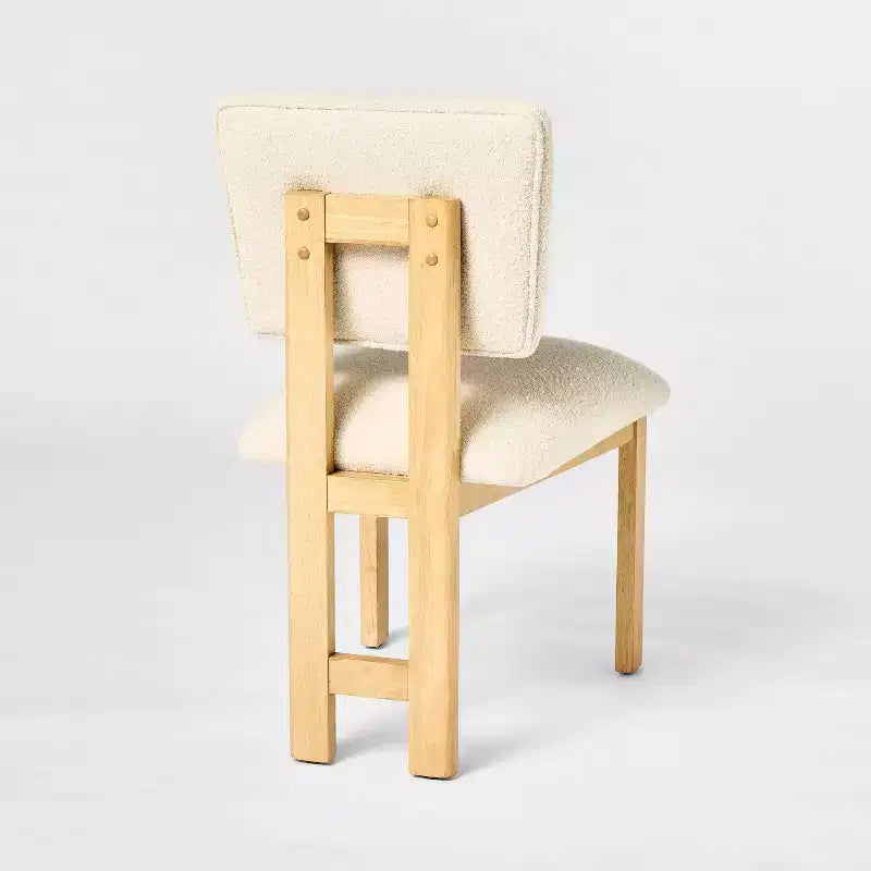 Set da 2 sedie da pranzo moderne imbottite in legno, crema - Threshold™ progettate con Studio McGee: Legno di gomma laccato, rivestimento in poliestere