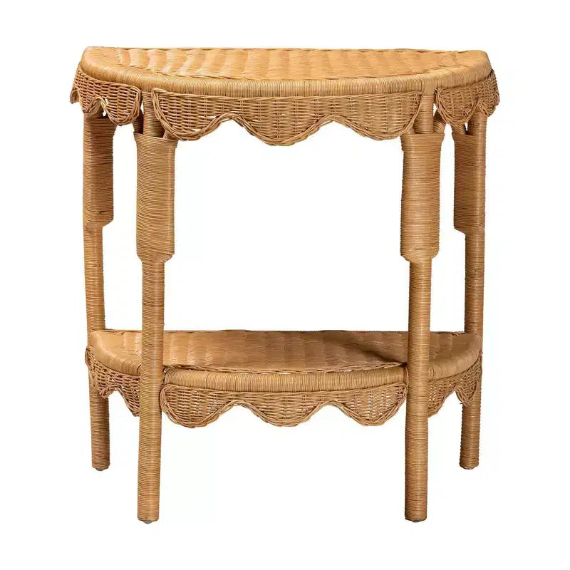 bali & pari Tavolino console in rattan con bordo smerlato Paisley, miele chiaro
