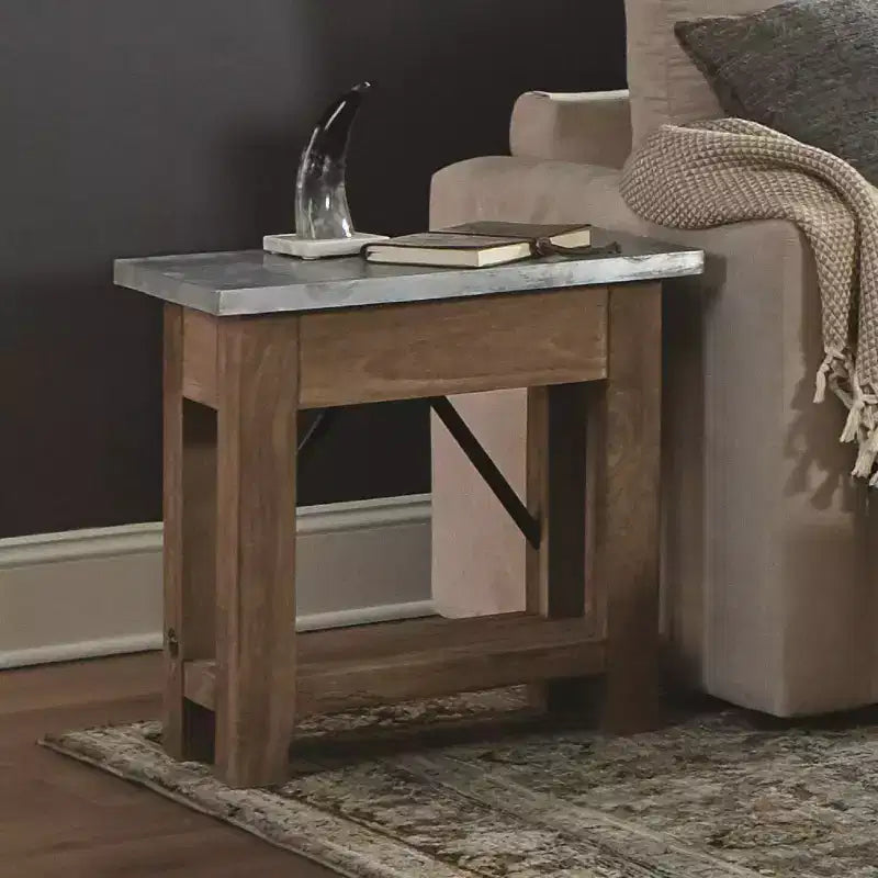 Tavolino da salotto con ripiano Alaterre Furniture, in stile industriale moderno, con struttura in legno massiccio