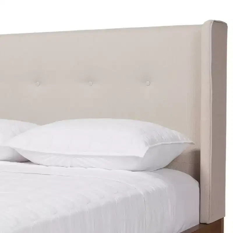 Brooklyn Letto Imbottito Beige in Tessuto e Legno di Noce Stile Mid-Century - Baxton Studio