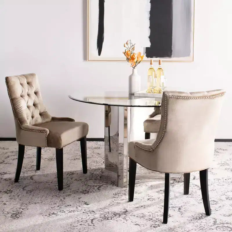 Abby 19 H Sedia da pranzo capitonné con borchie (set di 2) - MCR4701 - Safavieh Couture