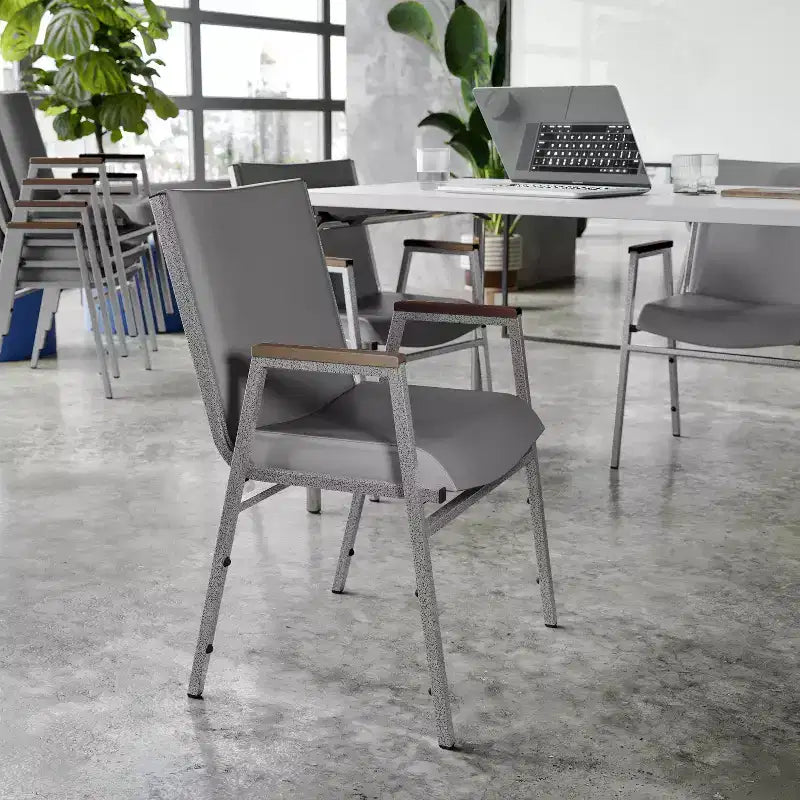 Sedia impilabile impilabile Flash Furniture serie HERCULES per impieghi gravosi con braccioli