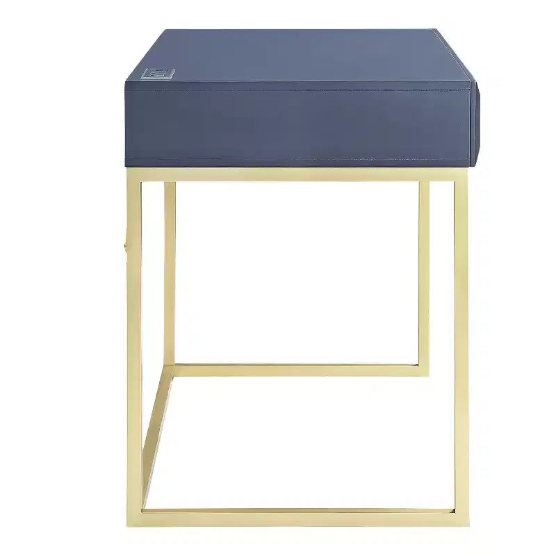 Scrivania Mendella con porte USB e prese elettriche - HOMES: Inside + Out