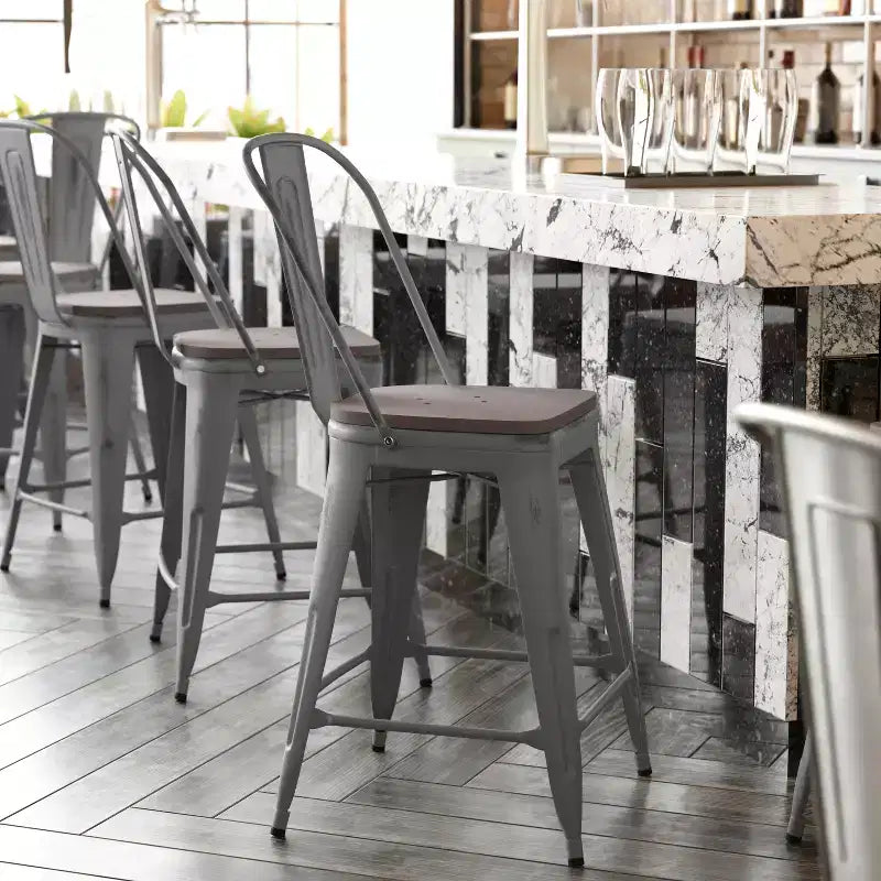 Sgabello da interno Flash Furniture Lincoln, altezza bancone 61 cm, con schienale e seduta in legno in poliresina