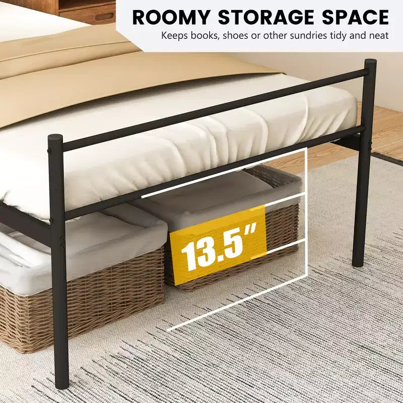 Costway Struttura Letto Matrimoniale in Metallo Base Materasso Nessuna Rete a Molle Necessaria