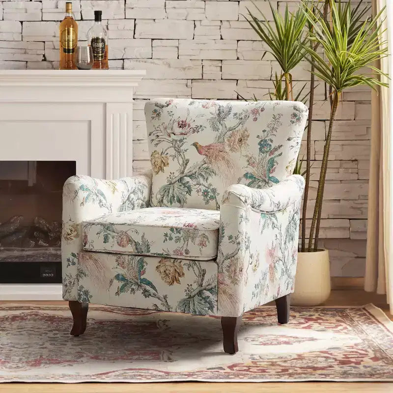 Poltrona Vincent imbottita in legno con motivo in tessuto e design a orecchioni per camera da letto | ART OF LIVING DESIGNS