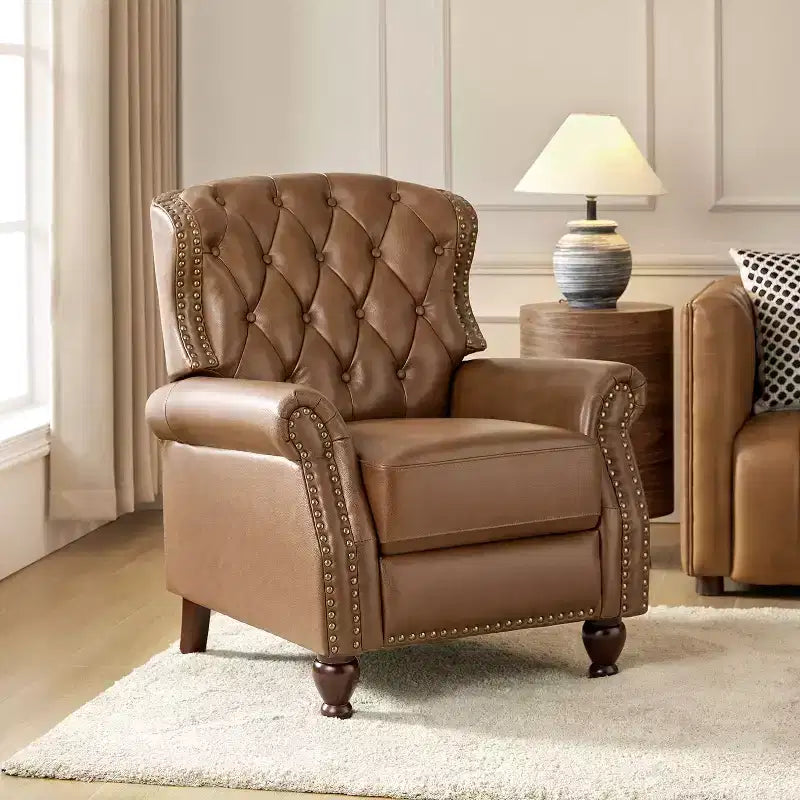 Poltrona reclinabile Justine Transitiona in legno con rivestimento in vera pelle e borchie per soggiorno e camera da letto | ART OF LIVING DESIGNS
