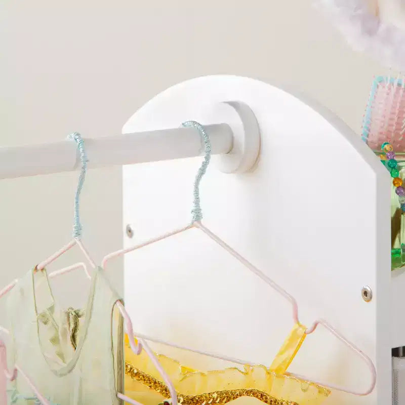 Guidecraft See and Store Dress Up Center: Mobile Porta-Abiti e Costumi per Bambini, Organizzatore Appendibile per Armadio con Specchio e Contenitori