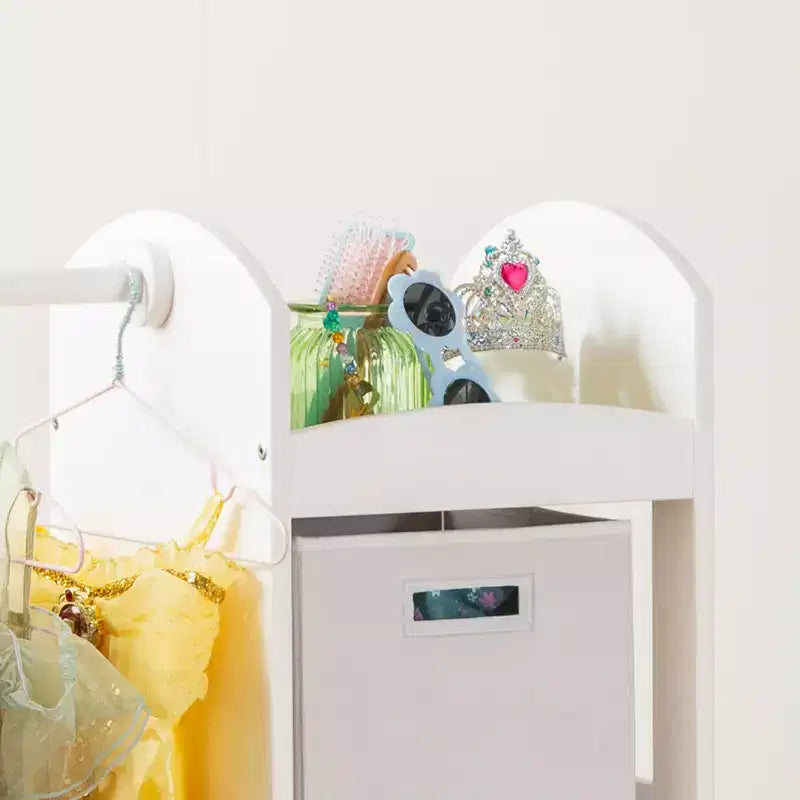 Guidecraft See and Store Dress Up Center: Mobile Porta-Abiti e Costumi per Bambini, Organizzatore Appendibile per Armadio con Specchio e Contenitori