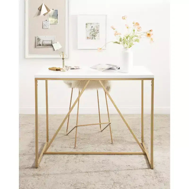 Tavolo da pub rettangolare Kate and Laurel Truss in MDF, 42x24x36, bianco e oro