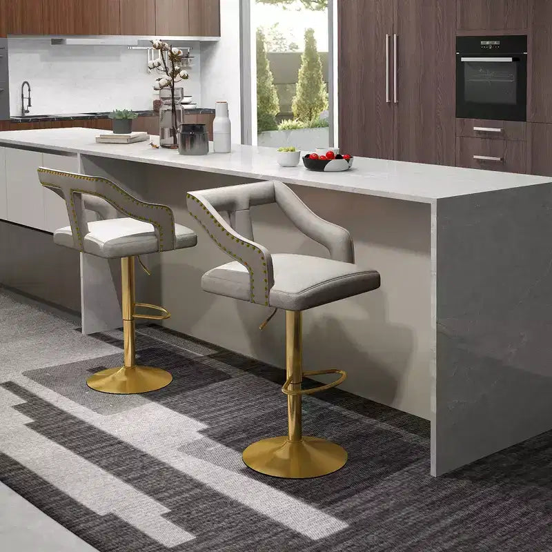 Costway Set di 2 Sgabelli da Bar Girevoli con Poggiapiedi, Base in Metallo Elettroplaccato a 2 Strati Grigio