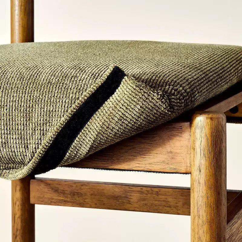 Sedia da pranzo imbottita senza braccioli con gambe Dowel - Arredamento Hearth & Hand with Magnolia